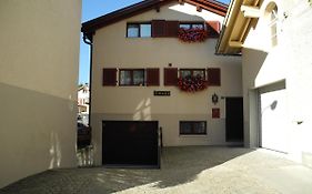 Privatzimmer / Bed & Breakfast