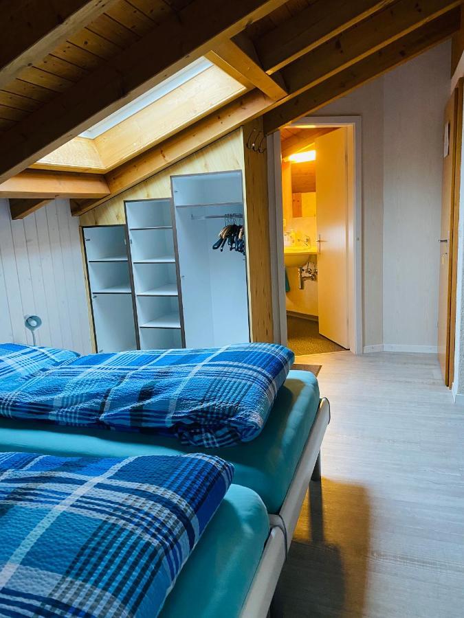 Privatzimmer / Bed & Breakfast Andermatt Exterior photo