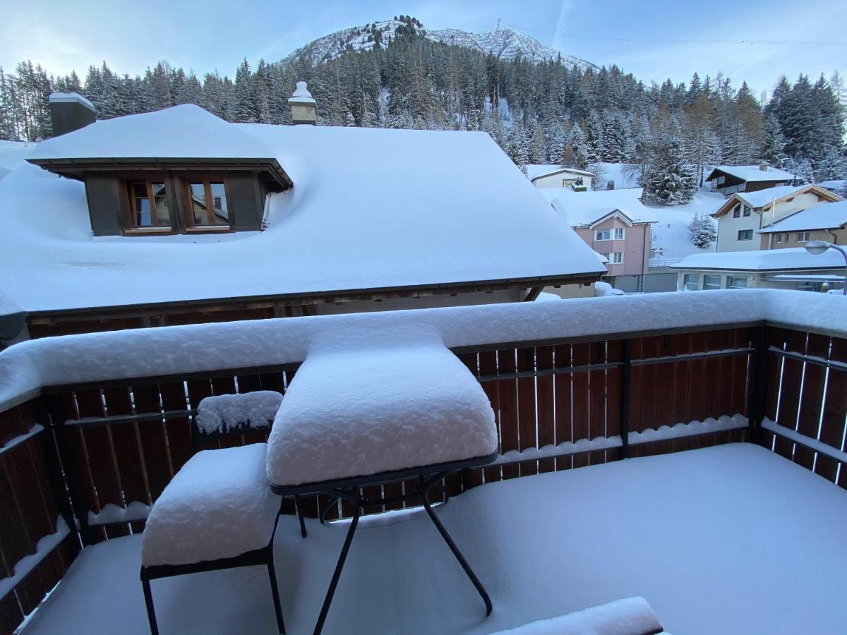Privatzimmer / Bed & Breakfast Andermatt Exterior photo